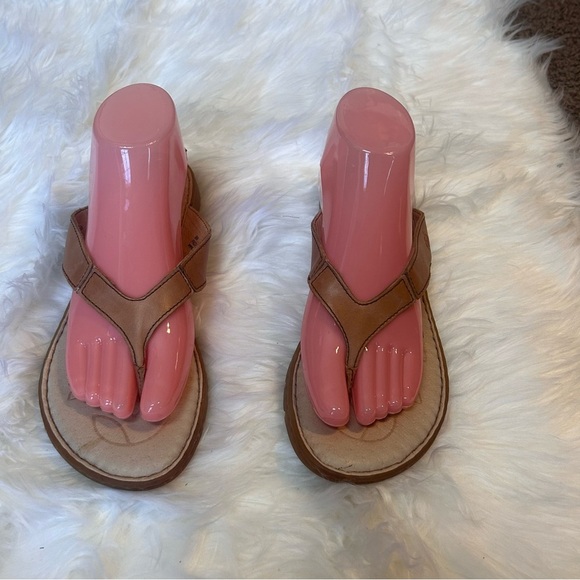 Born Sandals - Picture 1 of 4